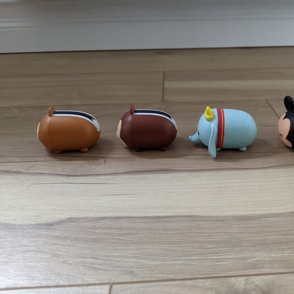 Disney Store Tsum Tsum Blind Box Vinyl Figurines (for all 4 figurines) - Picture 2 of 4